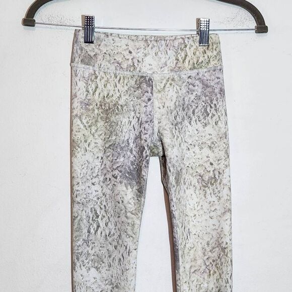 Athleta Girl Print Leggings Size Small 7 High Rise Printed Chit Chat Tight - Picture 3 of 7